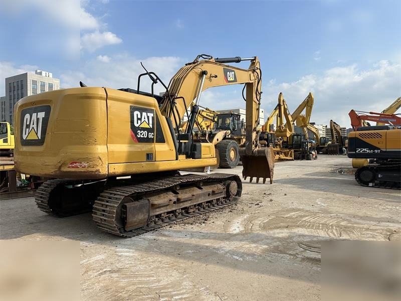 CATERPILLAR 320GC - Vikšrinis ekskavatorius: foto 5 CATERPILLAR 320GC - Vikšrinis ekskavatorius: foto 5