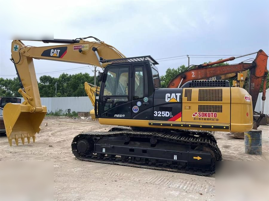 CATERPILLAR 325DL - Vikšrinis ekskavatorius: foto 5 CATERPILLAR 325DL - Vikšrinis ekskavatorius: foto 5