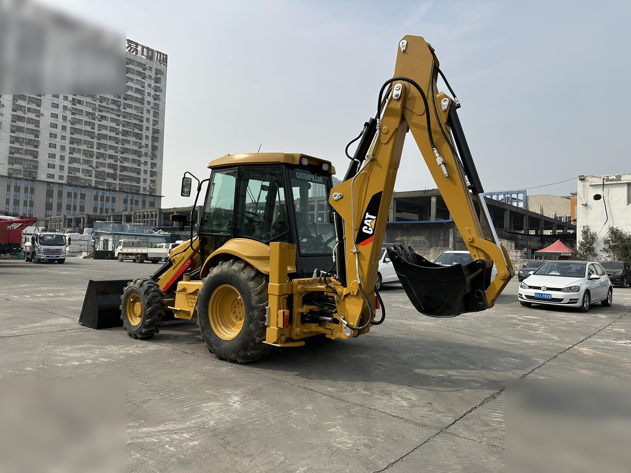CATERPILLAR 420F - Ekskavatorius-krautuvas: foto 5 CATERPILLAR 420F - Ekskavatorius-krautuvas: foto 5