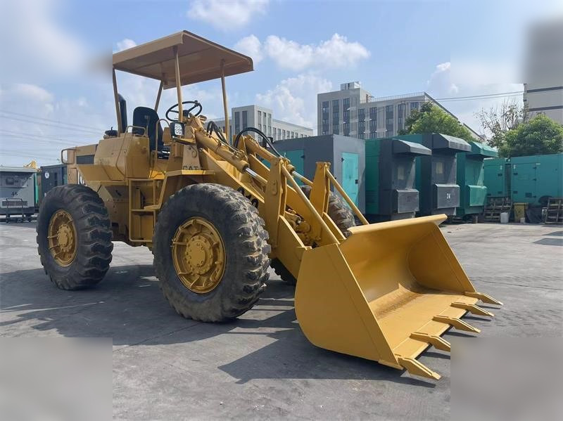 CATERPILLAR 910 - Ratinis krautuvas: foto 2 CATERPILLAR 910 - Ratinis krautuvas: foto 2