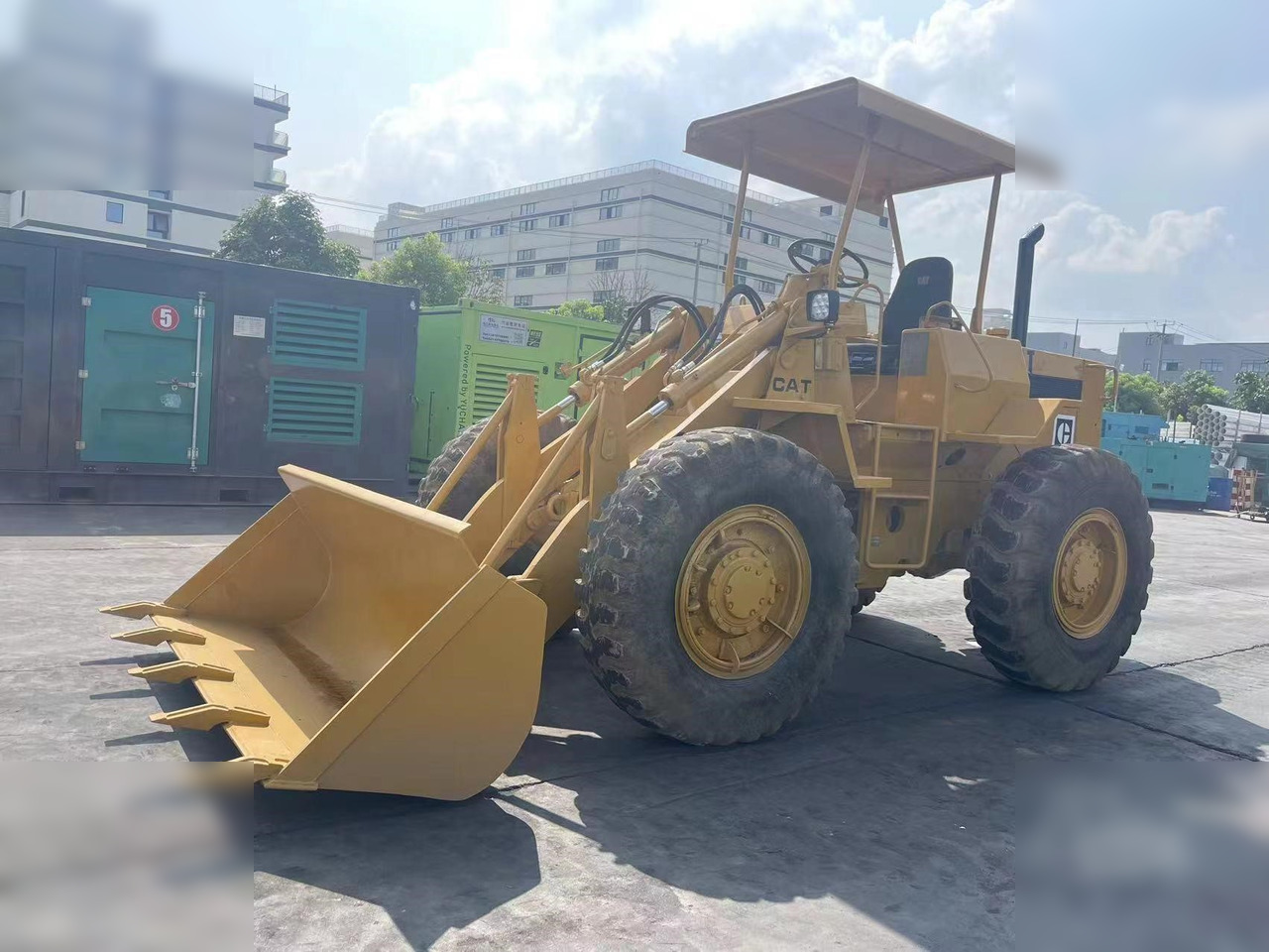 CATERPILLAR 910 - Ratinis krautuvas: foto 4 CATERPILLAR 910 - Ratinis krautuvas: foto 4