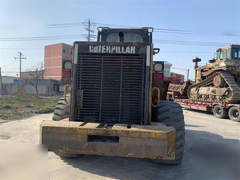 CATERPILLAR 966F - Ratinis krautuvas: foto 4 CATERPILLAR 966F - Ratinis krautuvas: foto 4