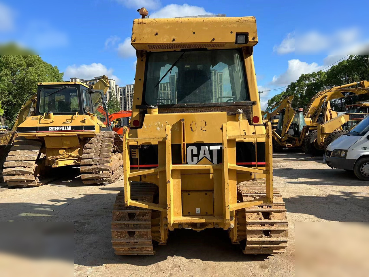 CATERPILLAR D5G XL - Buldozeris: foto 4 CATERPILLAR D5G XL - Buldozeris: foto 4