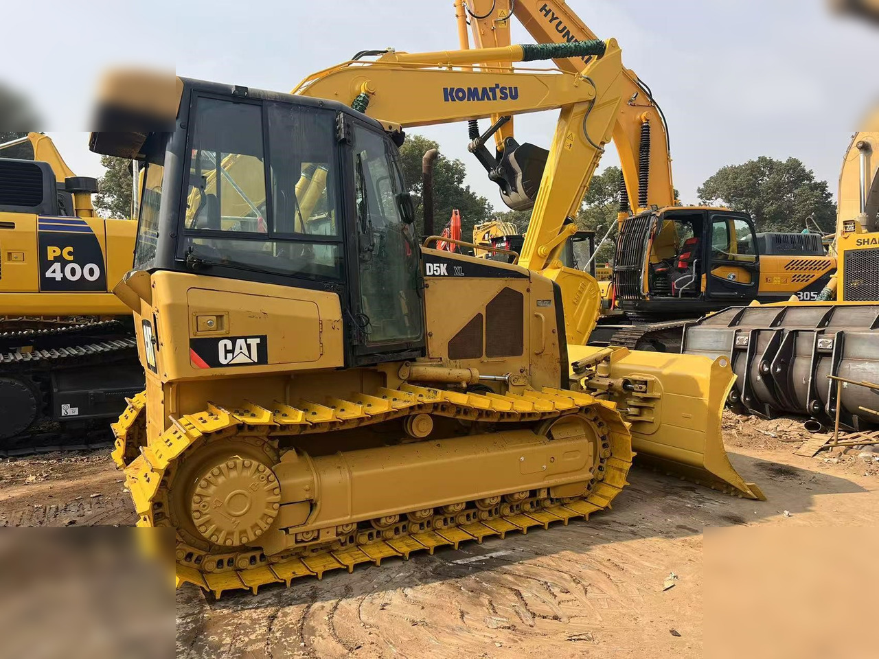 CATERPILLAR D5K XL - Buldozeris: foto 1 CATERPILLAR D5K XL - Buldozeris: foto 1