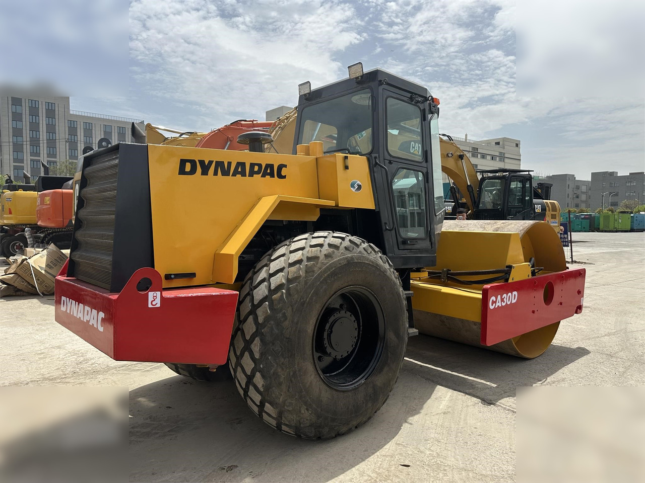 DYNAPAC CA30D - Kompaktorius: foto 3 DYNAPAC CA30D - Kompaktorius: foto 3