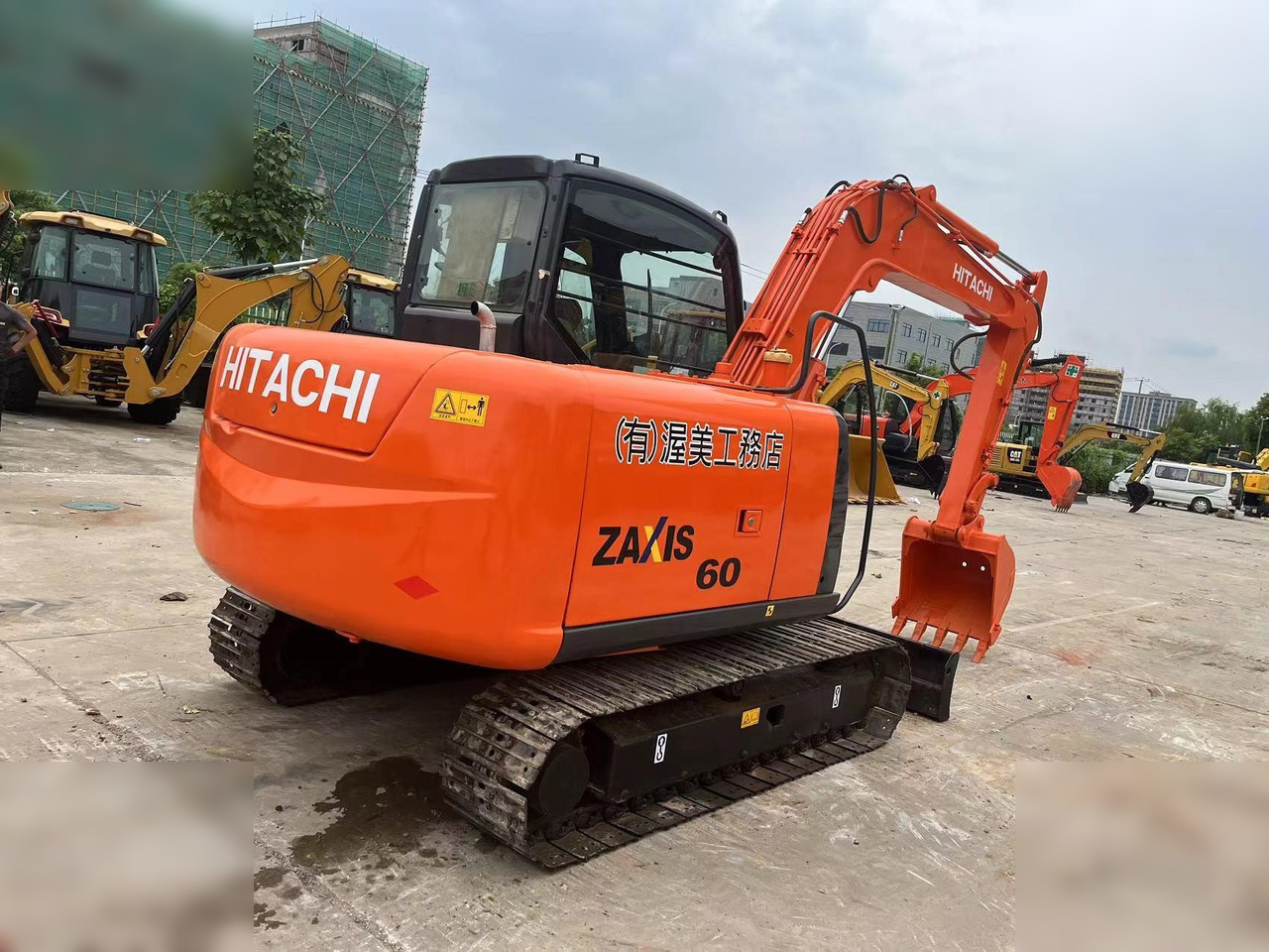 HITACHI ZX60 - Vikšrinis ekskavatorius: foto 4 HITACHI ZX60 - Vikšrinis ekskavatorius: foto 4