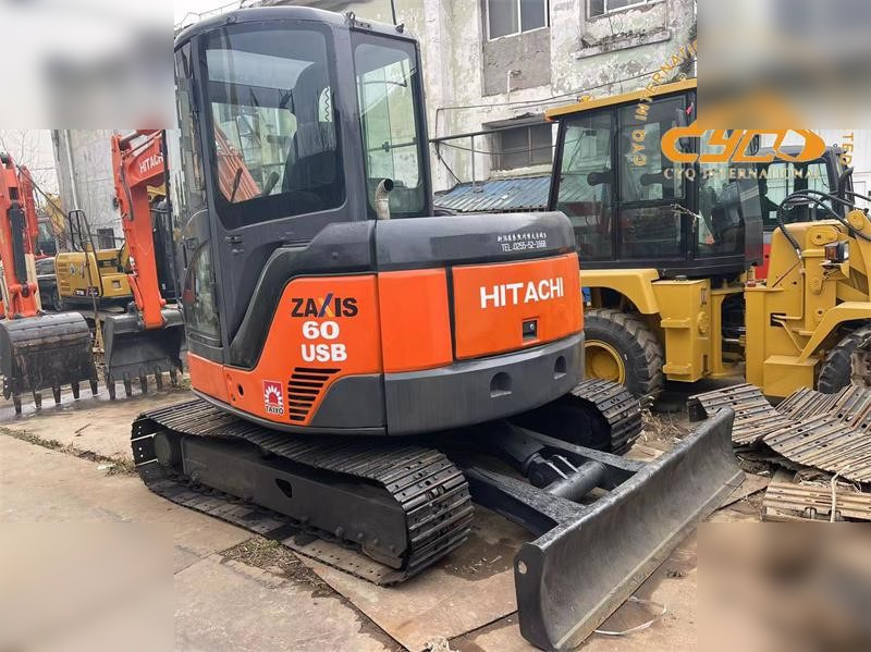 HITACHI ZX60USB-3F - Vikšrinis ekskavatorius: foto 1 HITACHI ZX60USB-3F - Vikšrinis ekskavatorius: foto 1