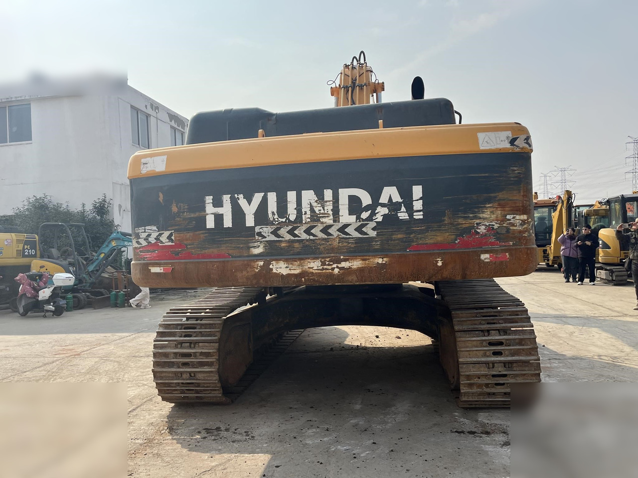 HYUNDAI ROBEX 305 LC-9T - Vikšrinis ekskavatorius: foto 3 HYUNDAI ROBEX 305 LC-9T - Vikšrinis ekskavatorius: foto 3