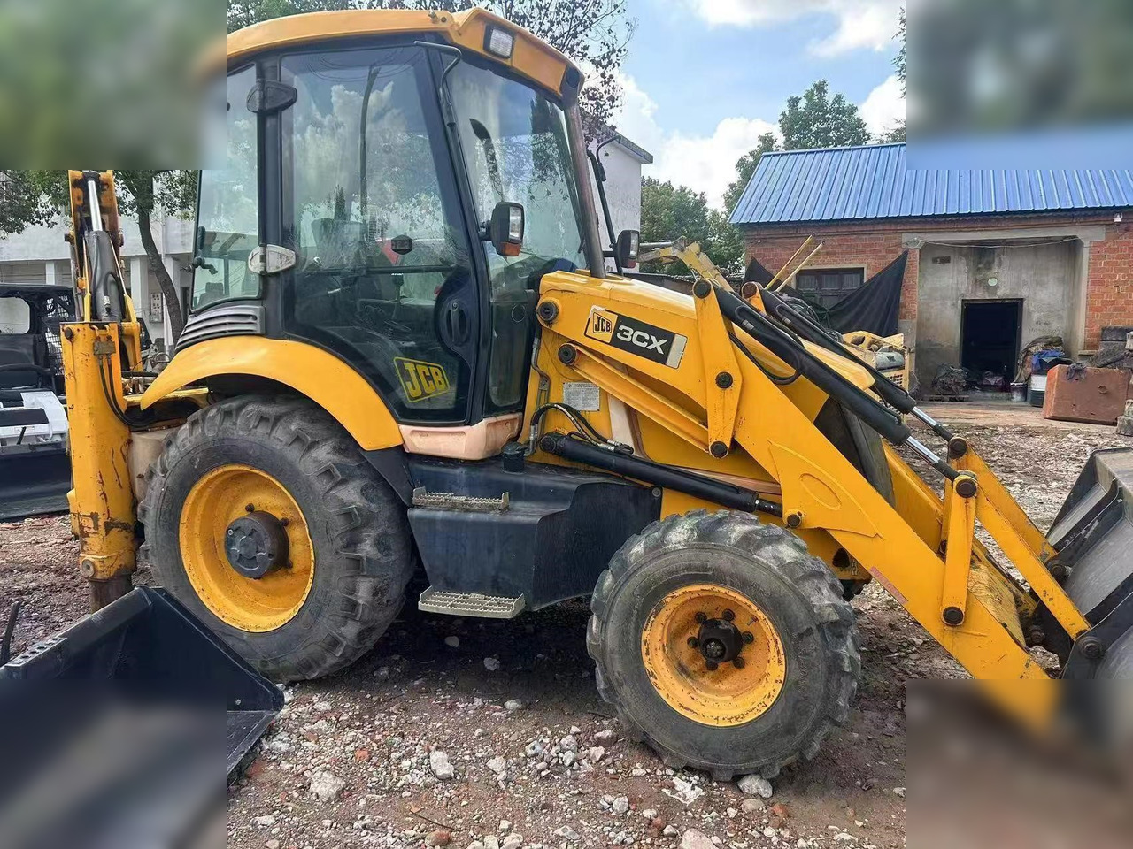 JCB 3CX - Ekskavatorius-krautuvas: foto 4 JCB 3CX - Ekskavatorius-krautuvas: foto 4
