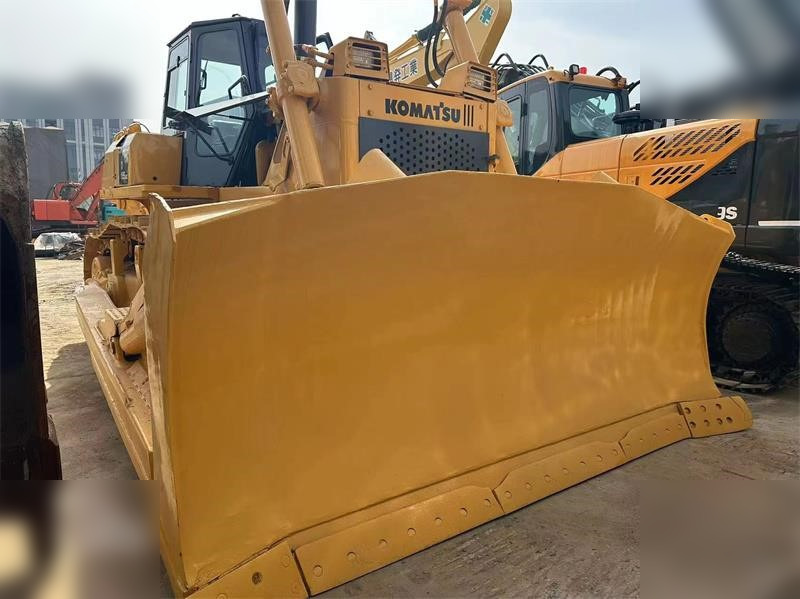 KOMATSU D155A-5 - Buldozeris: foto 5 KOMATSU D155A-5 - Buldozeris: foto 5