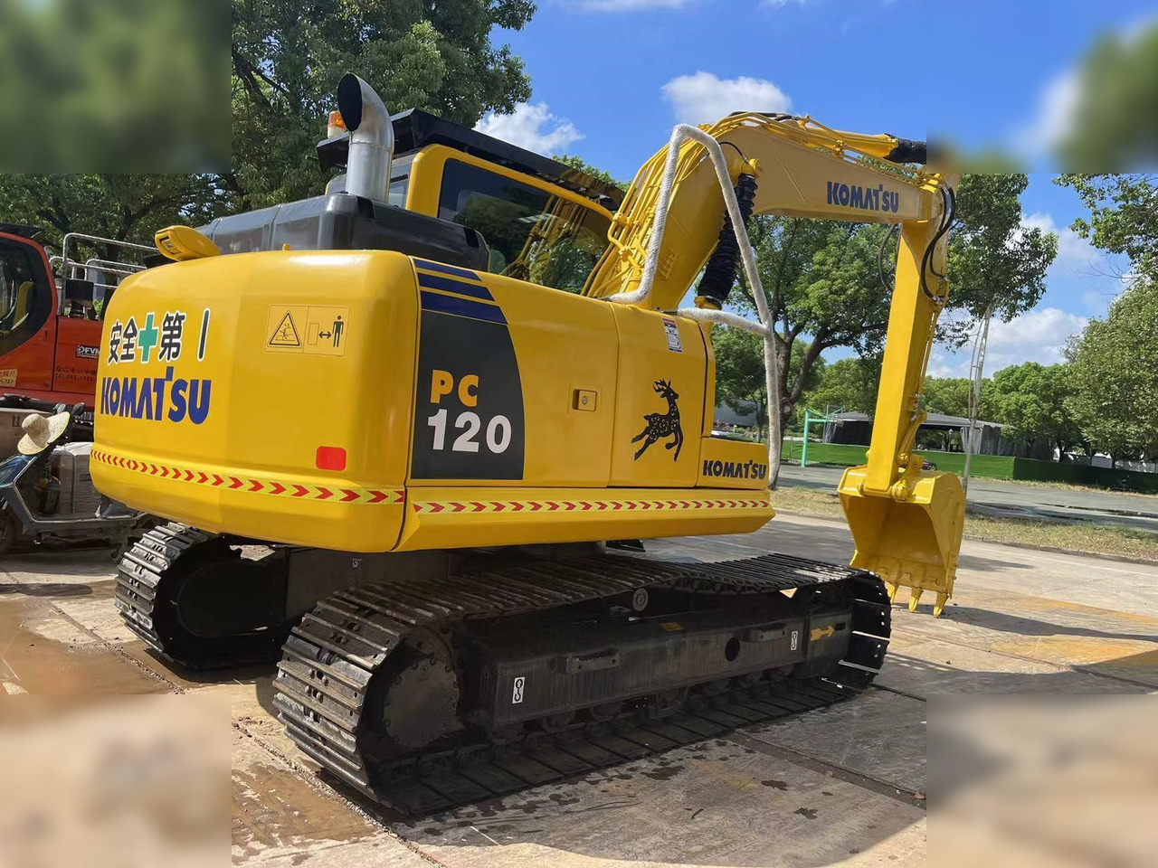KOMATSU PC120-8 - Vikšrinis ekskavatorius: foto 4 KOMATSU PC120-8 - Vikšrinis ekskavatorius: foto 4