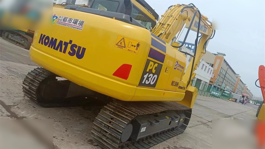 KOMATSU PC130-7 - Vikšrinis ekskavatorius: foto 5 KOMATSU PC130-7 - Vikšrinis ekskavatorius: foto 5