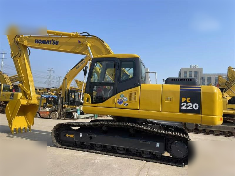 KOMATSU PC220-7 - Vikšrinis ekskavatorius: foto 1 KOMATSU PC220-7 - Vikšrinis ekskavatorius: foto 1