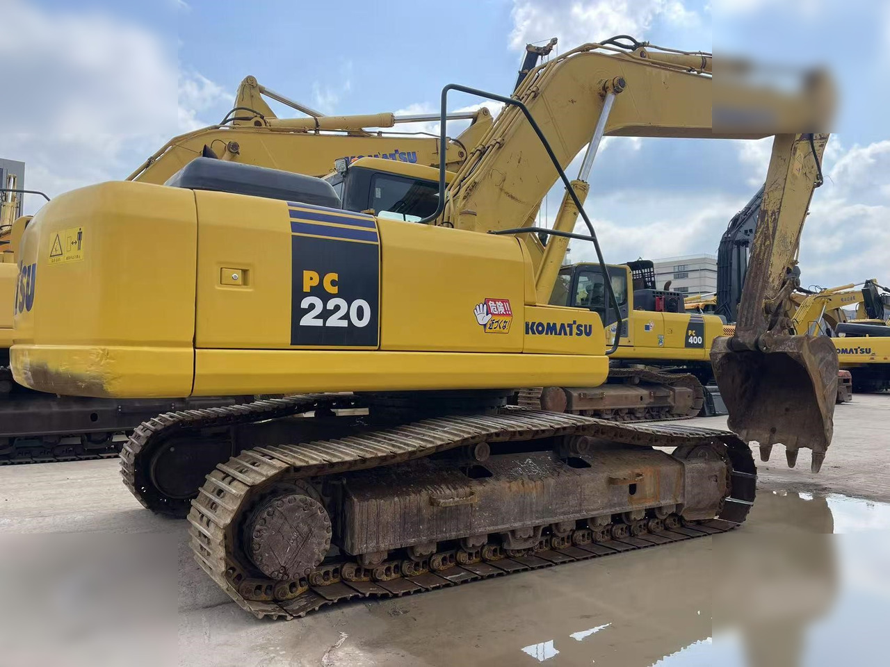 KOMATSU PC220-7 - Vikšrinis ekskavatorius: foto 4 KOMATSU PC220-7 - Vikšrinis ekskavatorius: foto 4