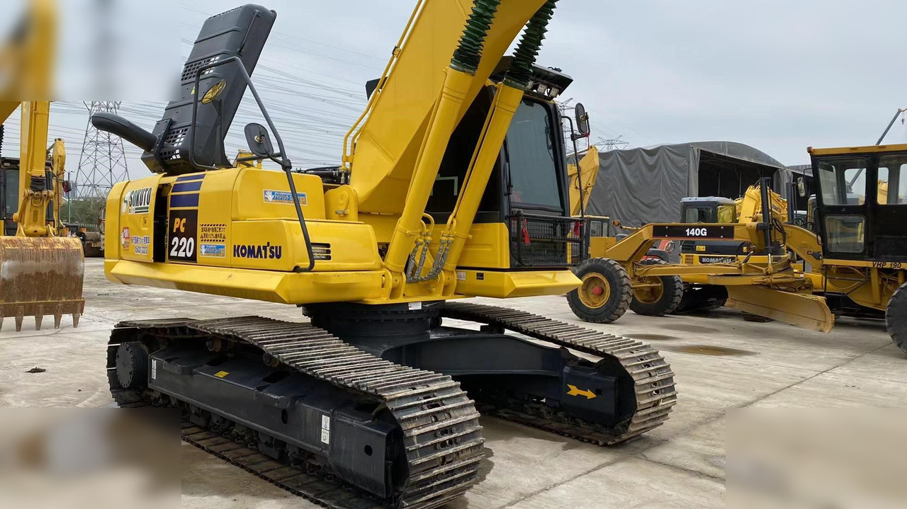 KOMATSU PC220-8 - Vikšrinis ekskavatorius: foto 4 KOMATSU PC220-8 - Vikšrinis ekskavatorius: foto 4