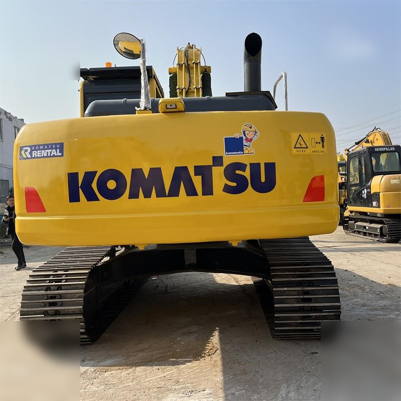 KOMATSU PC220-8 - Vikšrinis ekskavatorius: foto 4 KOMATSU PC220-8 - Vikšrinis ekskavatorius: foto 4