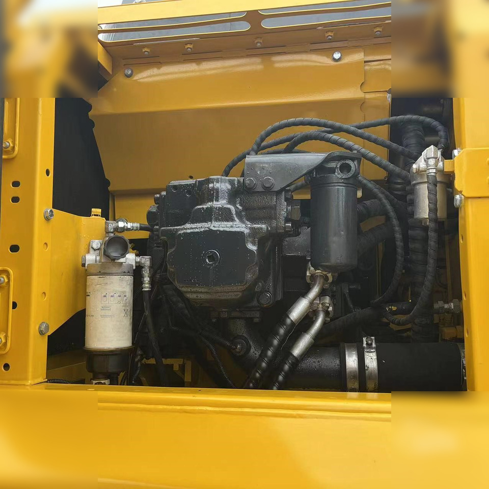 KOMATSU PC240 LC-8 - Vikšrinis ekskavatorius: foto 5 KOMATSU PC240 LC-8 - Vikšrinis ekskavatorius: foto 5