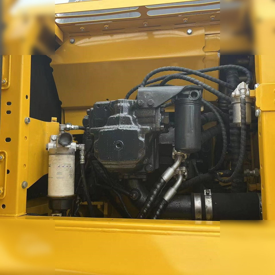 KOMATSU PC240 LC-8 - Vikšrinis ekskavatorius: foto 5 KOMATSU PC240 LC-8 - Vikšrinis ekskavatorius: foto 5