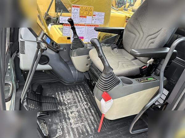 KOMATSU PC240 LC-8 - Vikšrinis ekskavatorius: foto 5 KOMATSU PC240 LC-8 - Vikšrinis ekskavatorius: foto 5