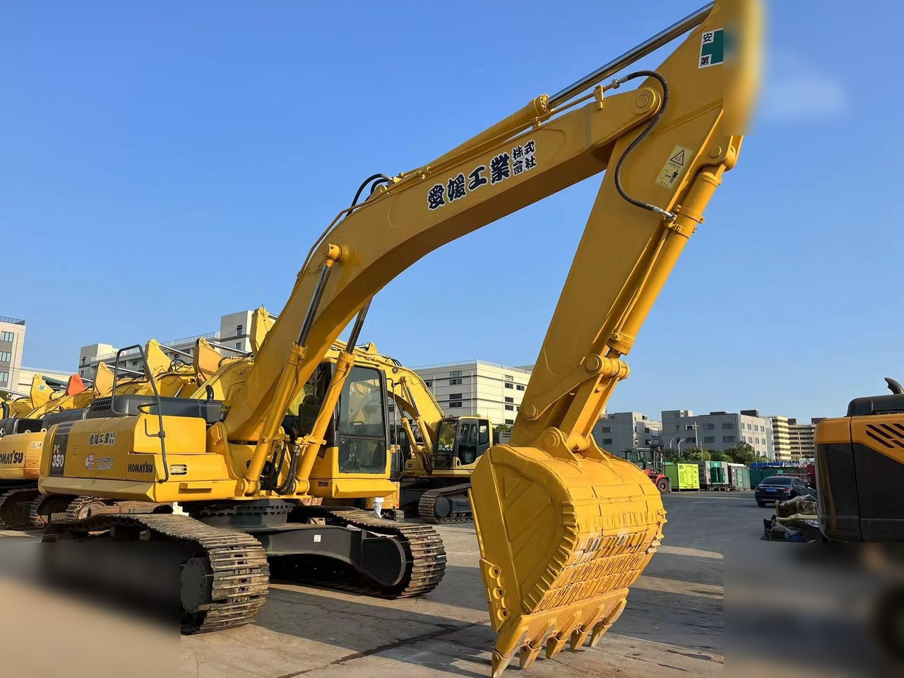 KOMATSU PC350-7 - Vikšrinis ekskavatorius: foto 2 KOMATSU PC350-7 - Vikšrinis ekskavatorius: foto 2