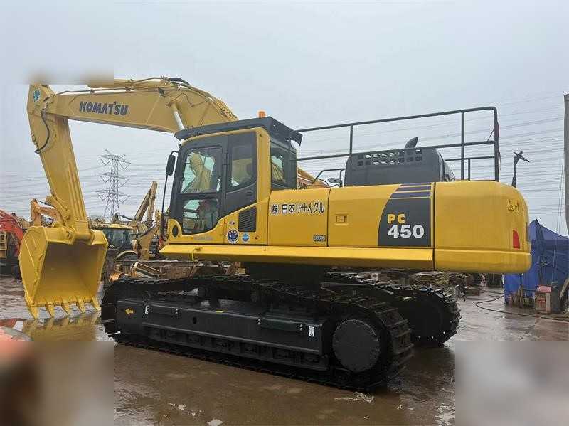 KOMATSU PC450-8 - Vikšrinis ekskavatorius: foto 1 KOMATSU PC450-8 - Vikšrinis ekskavatorius: foto 1