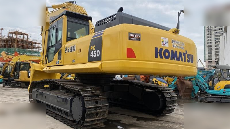 KOMATSU PC450-8 - Vikšrinis ekskavatorius: foto 2 KOMATSU PC450-8 - Vikšrinis ekskavatorius: foto 2