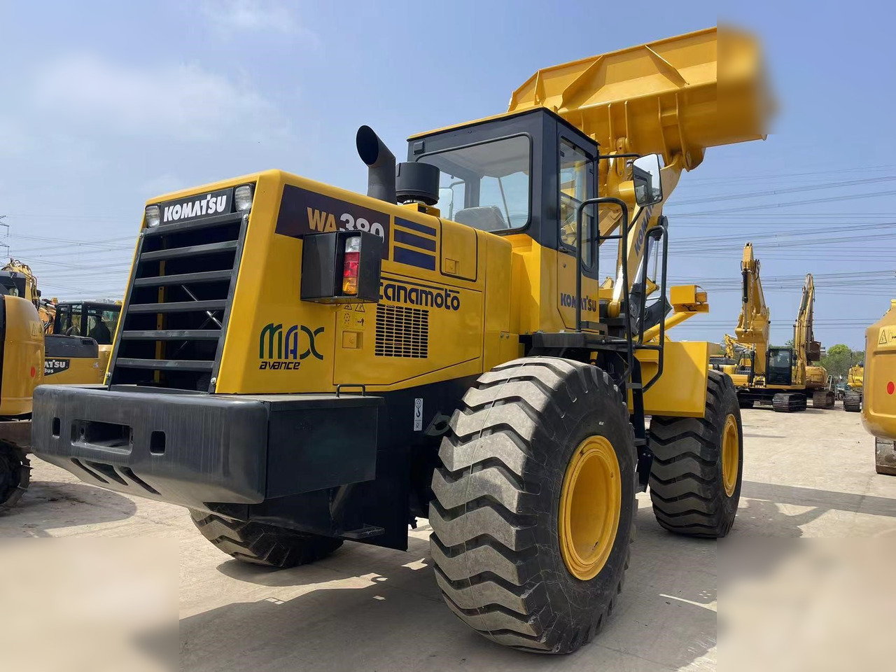 KOMATSU WA380-3 - Ratinis krautuvas: foto 2 KOMATSU WA380-3 - Ratinis krautuvas: foto 2