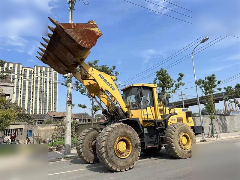 KOMATSU WA470-3 - Ratinis krautuvas: foto 3 KOMATSU WA470-3 - Ratinis krautuvas: foto 3