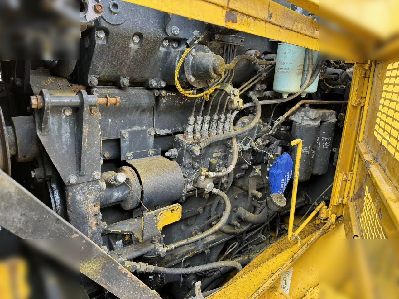 Ratinis krautuvas KOMATSU WA600-3: foto 9