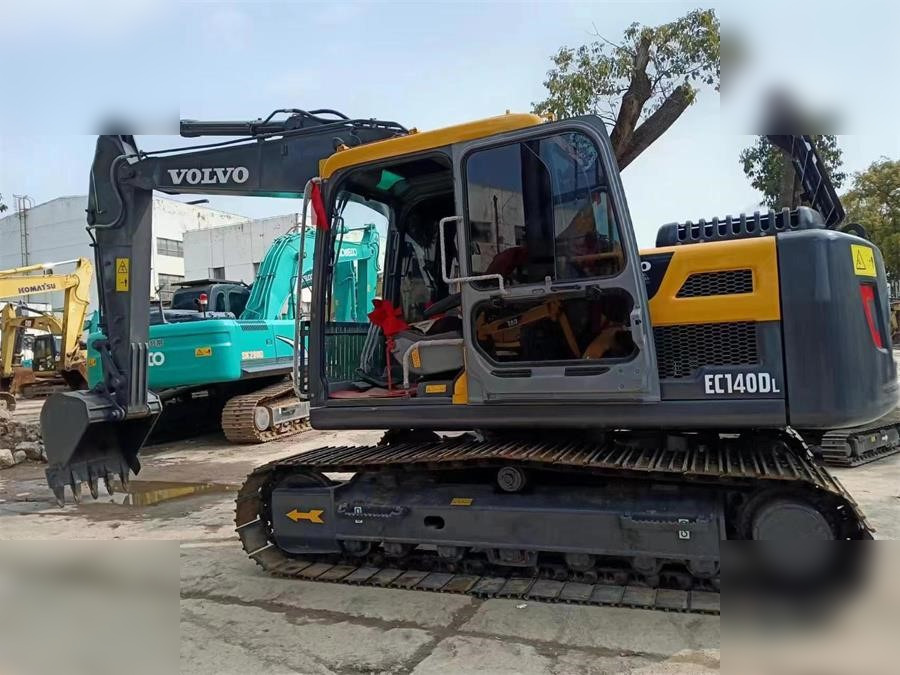 VOLVO EC140DL - Vikšrinis ekskavatorius: foto 1 VOLVO EC140DL - Vikšrinis ekskavatorius: foto 1