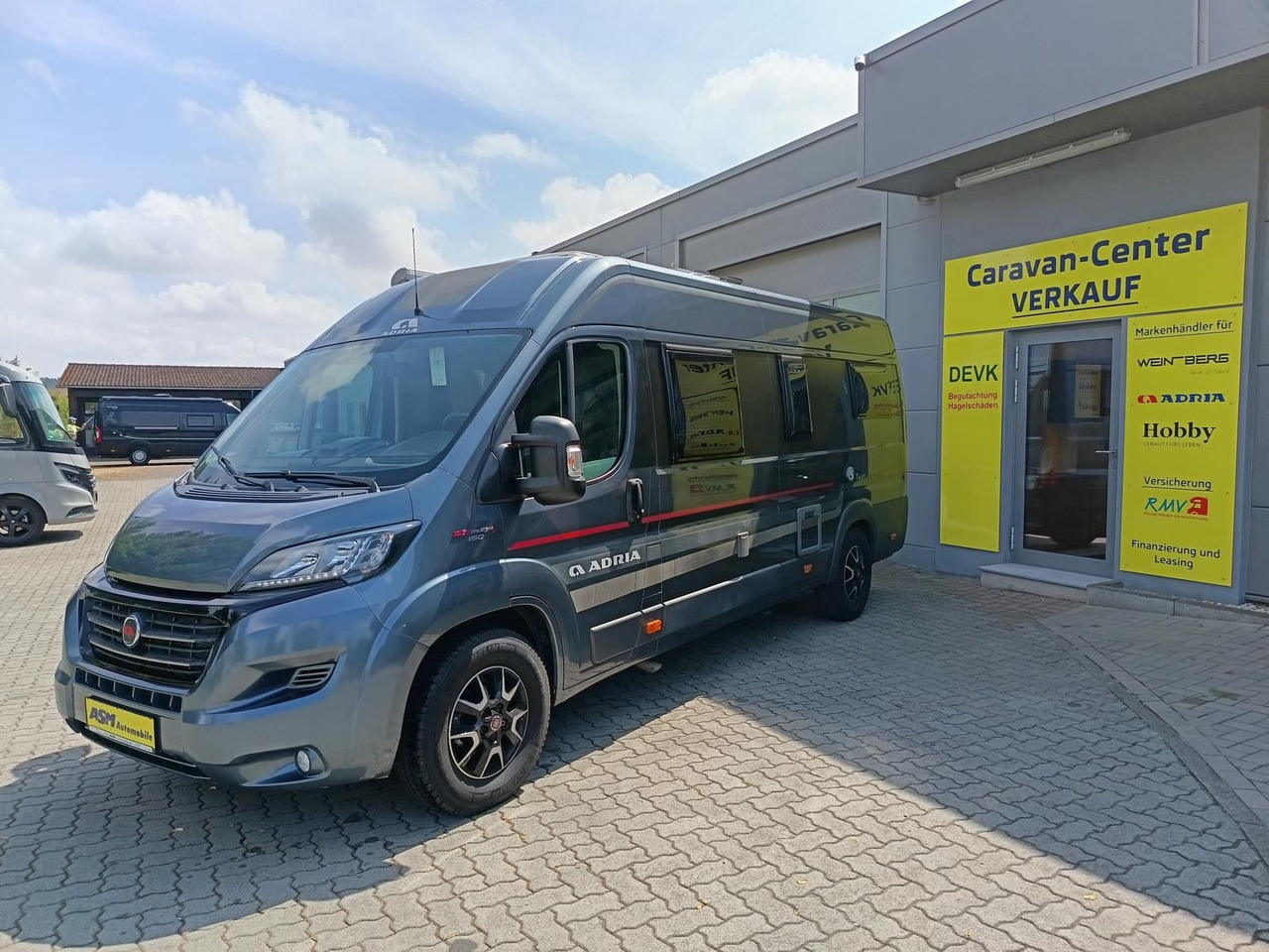 Adria Twin 640SLX Platinum*MARKISE*TV*SAT*FAHRRADTRÄG. - Mikroautobusas kemperis: foto 3 Adria Twin 640SLX Platinum*MARKISE*TV*SAT*FAHRRADTRÄG. - Mikroautobusas kemperis: foto 3