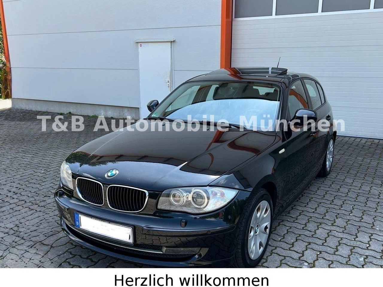 BMW 118d*Advantage-Paket*Klima*Navi*Xenon*PDC*1.Hand - Sedanas: foto 1 BMW 118d*Advantage-Paket*Klima*Navi*Xenon*PDC*1.Hand - Sedanas: foto 1