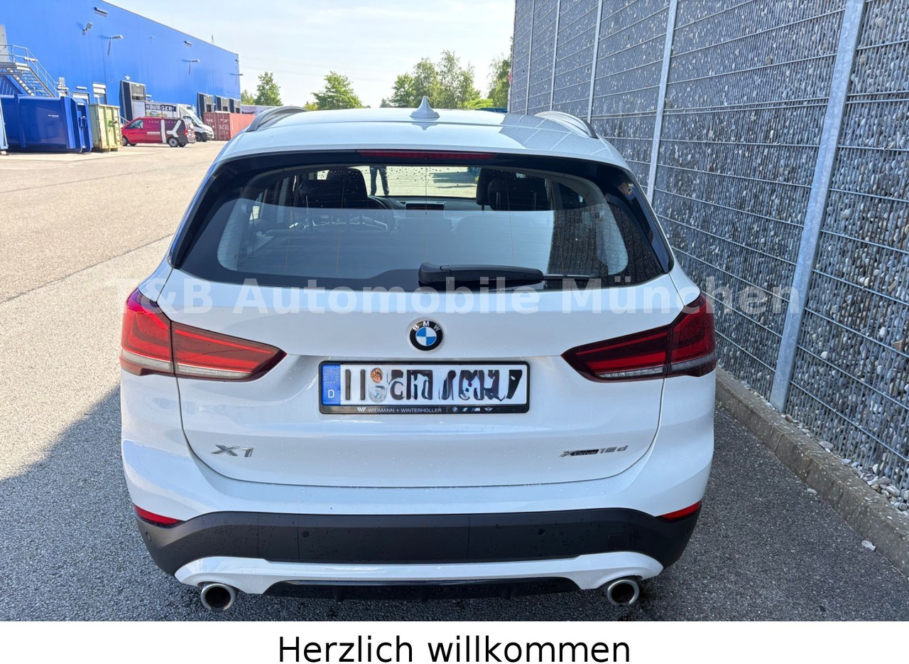BMW X1 xDrive 18 d*Sport Line*LED*Navi*Teil-Leder* - Visureigis: foto 4 BMW X1 xDrive 18 d*Sport Line*LED*Navi*Teil-Leder* - Visureigis: foto 4