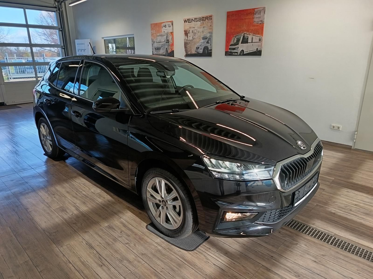 Skoda Fabia 130 Jahre 1,0 TSI*AHK-VORBER.*5J.GARANTIE* - Sedanas: foto 3 Skoda Fabia 130 Jahre 1,0 TSI*AHK-VORBER.*5J.GARANTIE* - Sedanas: foto 3