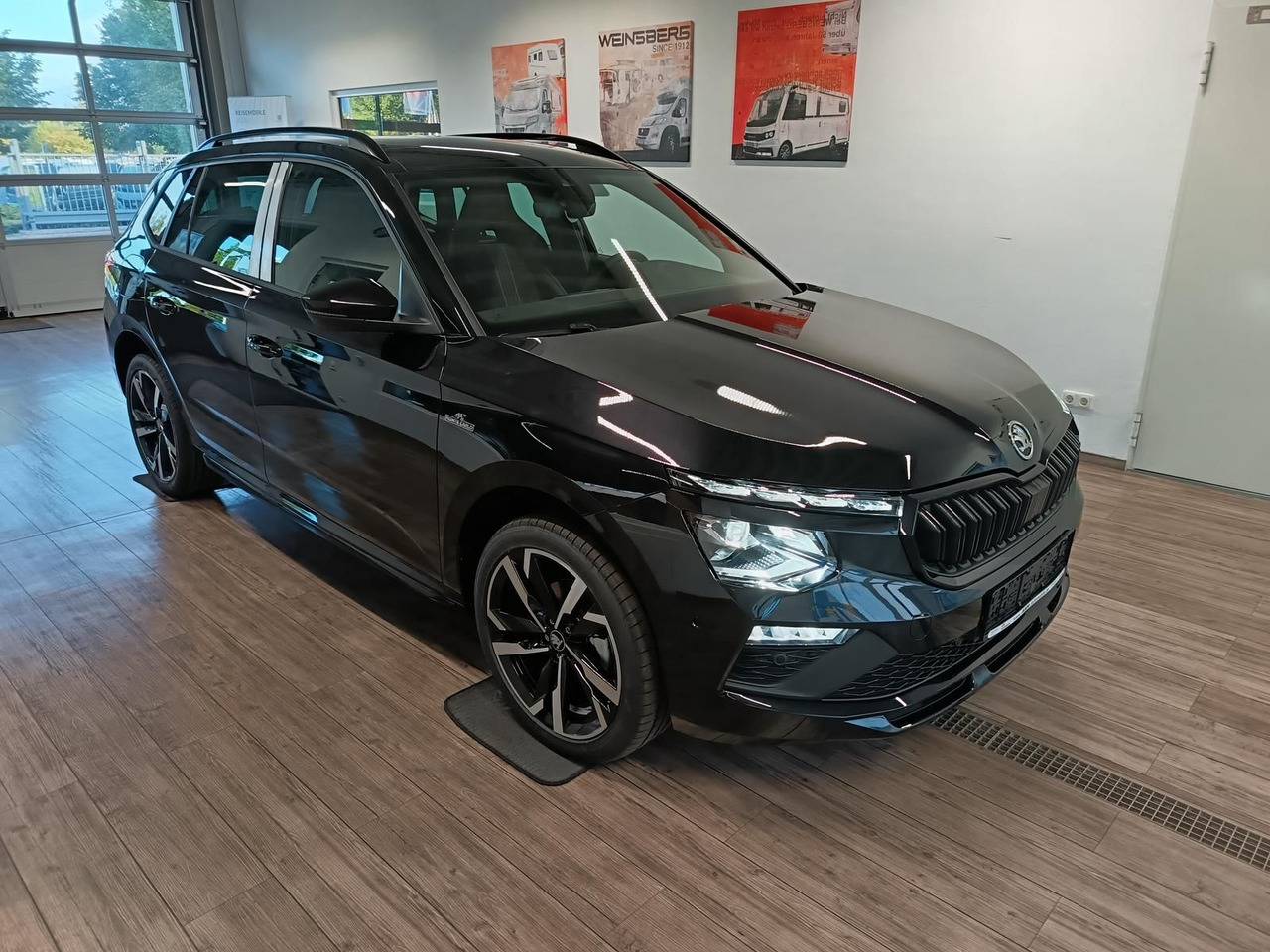Skoda Kamiq Monte Carlo 1,5 TSI DSG*AHK*PANO*LED*ACC* - Visureigis: foto 3 Skoda Kamiq Monte Carlo 1,5 TSI DSG*AHK*PANO*LED*ACC* - Visureigis: foto 3