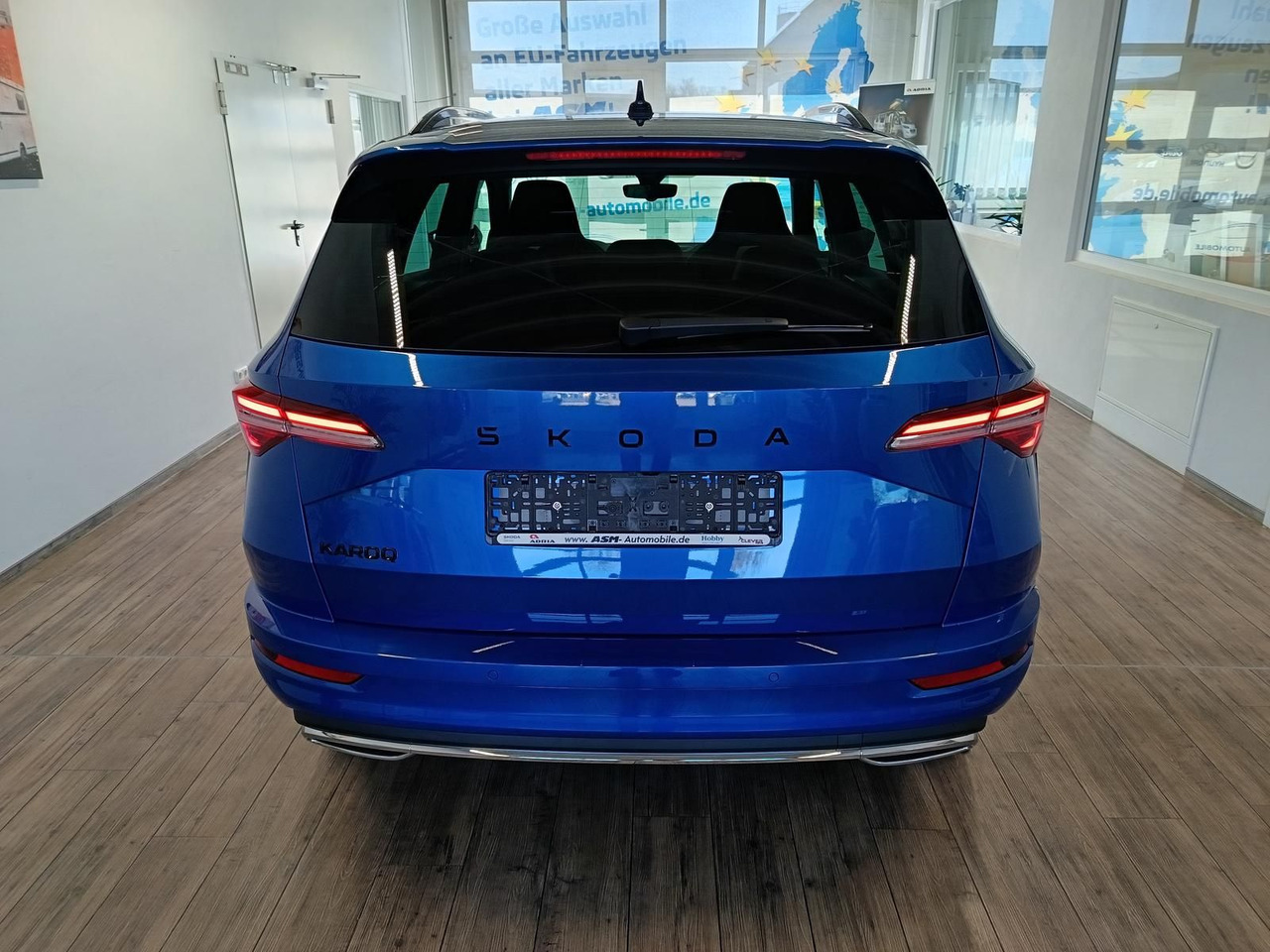 Skoda Karoq Sportline 1,5TSI DSG*AHK*360°*5J.GARANTIE* - Visureigis: foto 5 Skoda Karoq Sportline 1,5TSI DSG*AHK*360°*5J.GARANTIE* - Visureigis: foto 5