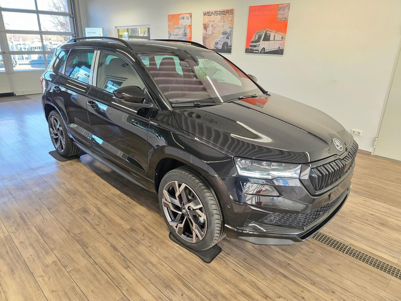 Skoda Karoq Sportline 2,0TDI DSG 4x4*PSD*AHK*360°*NAVI - Visureigis: foto 3 Skoda Karoq Sportline 2,0TDI DSG 4x4*PSD*AHK*360°*NAVI - Visureigis: foto 3