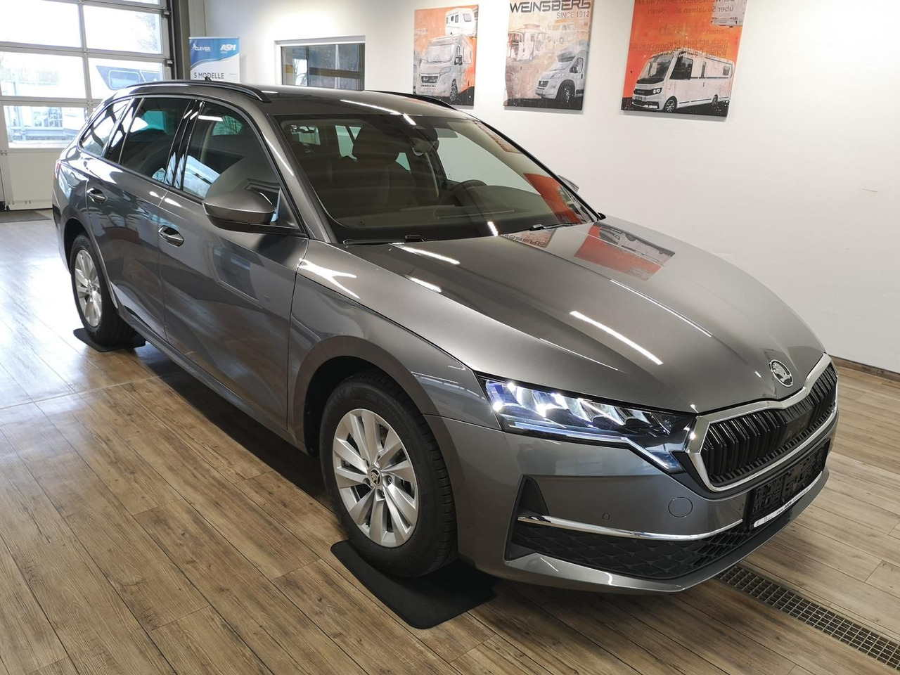 Skoda Octavia Combi Selection DSG*R-KAM*LED*DAB*2xPDC* - Lengvasis automobilis: foto 2 Skoda Octavia Combi Selection DSG*R-KAM*LED*DAB*2xPDC* - Lengvasis automobilis: foto 2