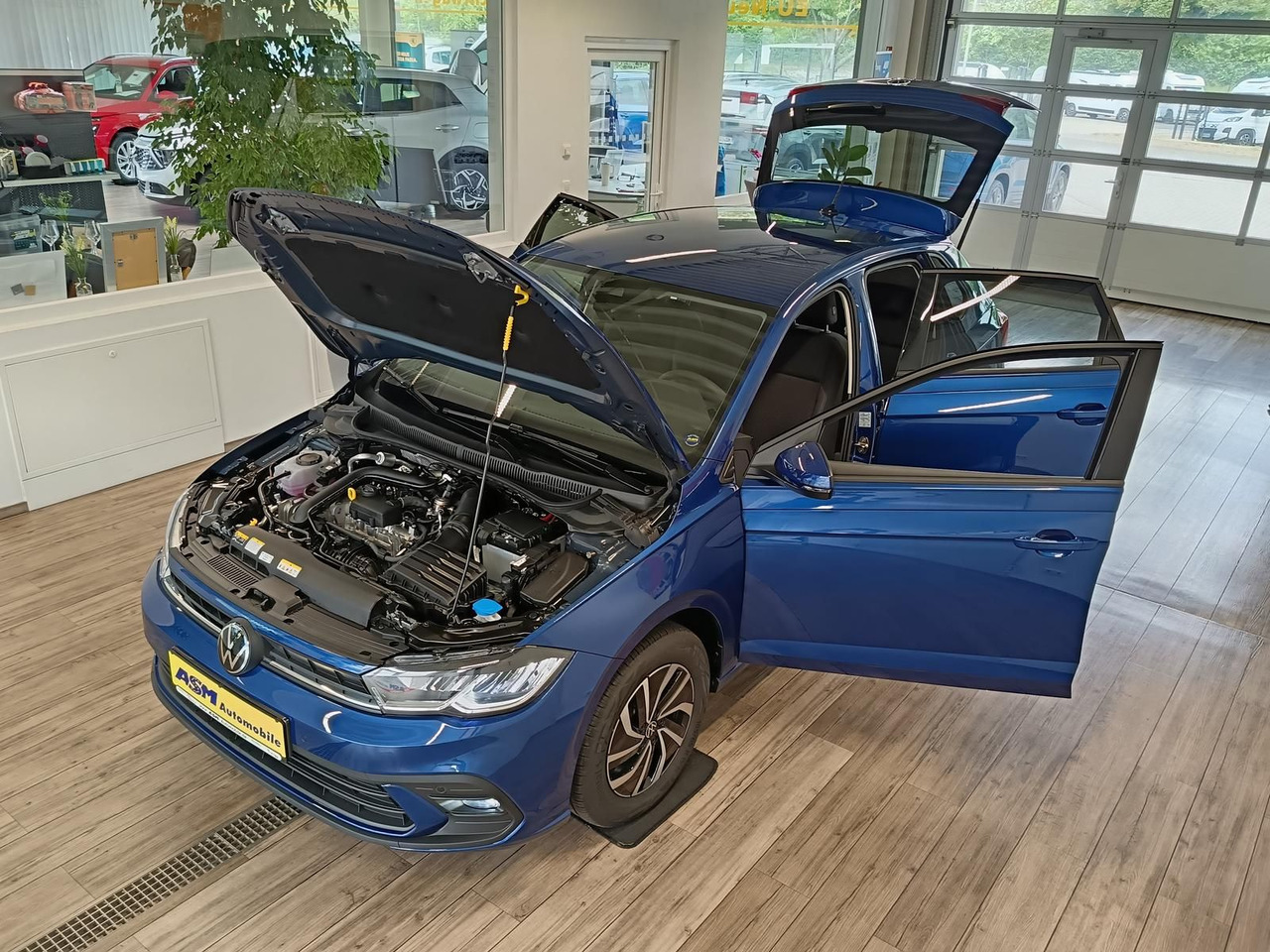Volkswagen Polo Life 1.0 TSI 70kW DSG*LED*ACC*R-KAM*DAB*PDC - Lengvasis automobilis: foto 2 Volkswagen Polo Life 1.0 TSI 70kW DSG*LED*ACC*R-KAM*DAB*PDC - Lengvasis automobilis: foto 2