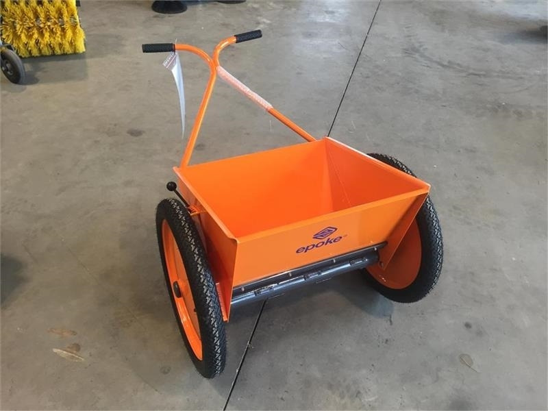 Epoke Epomini 5 - Smėlio/ Druskos barstytuvas: foto 1 Epoke Epomini 5 - Smėlio/ Druskos barstytuvas: foto 1