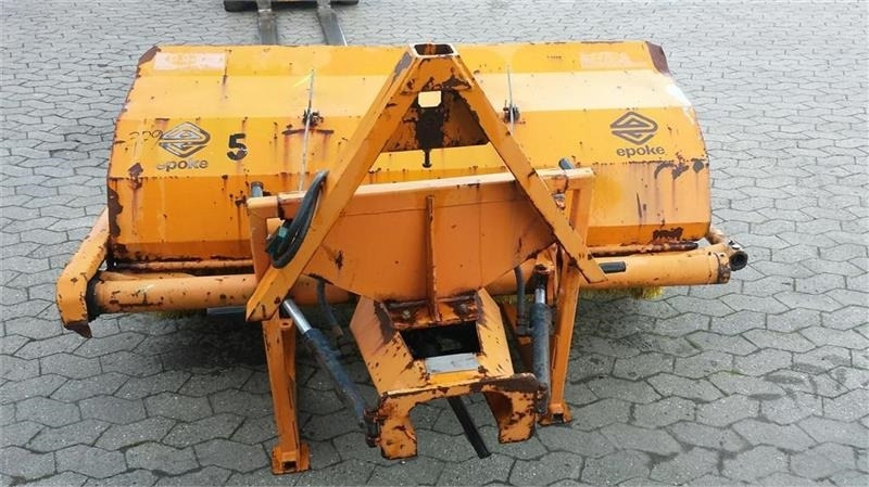 Epoke FS 3 17 - Rotacinė šluota: foto 2 Epoke FS 3 17 - Rotacinė šluota: foto 2