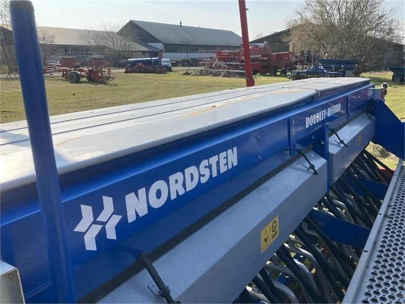 He-Va Doublet COMBI-SEEDER VB 4M - Kombinuota sėjamoji: foto 5 He-Va Doublet COMBI-SEEDER VB 4M - Kombinuota sėjamoji: foto 5