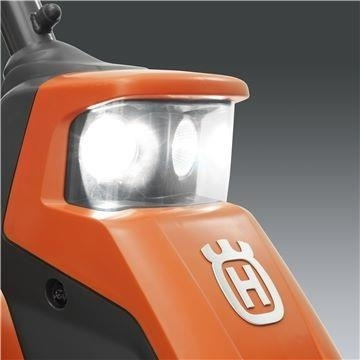 Husqvarna R 216T AWD inkl. 103 cm klippebord - Vejapjovė: foto 5 Husqvarna R 216T AWD inkl. 103 cm klippebord - Vejapjovė: foto 5