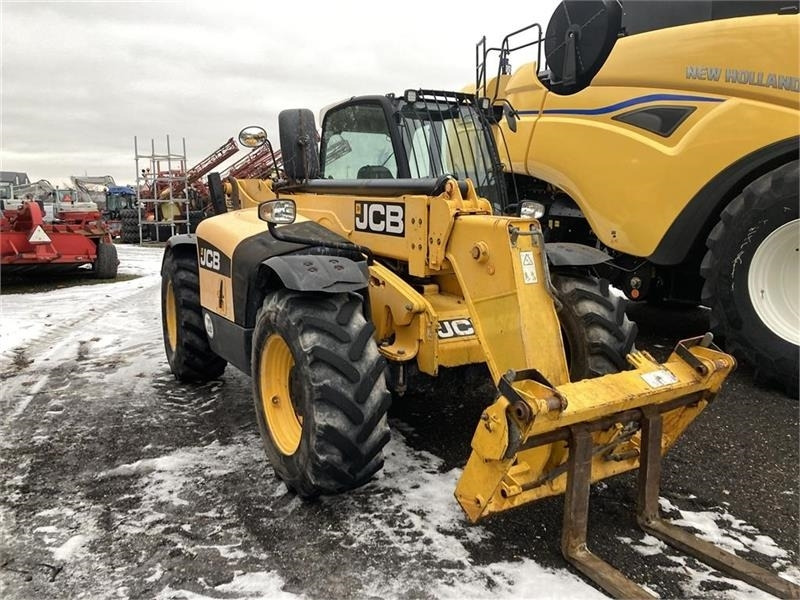 JCB 535-95 Agri - Teleskopinis krautuvas: foto 1 JCB 535-95 Agri - Teleskopinis krautuvas: foto 1