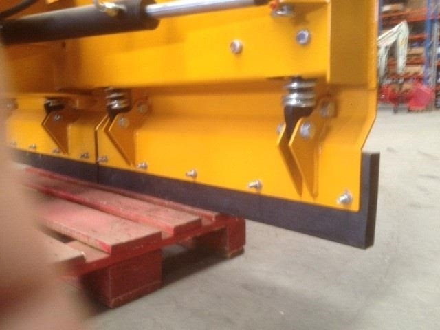 JST MS-200 Sneplov - Sniego peilis - Žemės ūkio technika: foto 4 JST MS-200 Sneplov - Sniego peilis - Žemės ūkio technika: foto 4