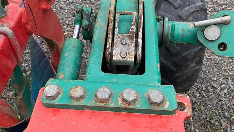 Kverneland EG 100-300-28 - Plūgas: foto 5 Kverneland EG 100-300-28 - Plūgas: foto 5