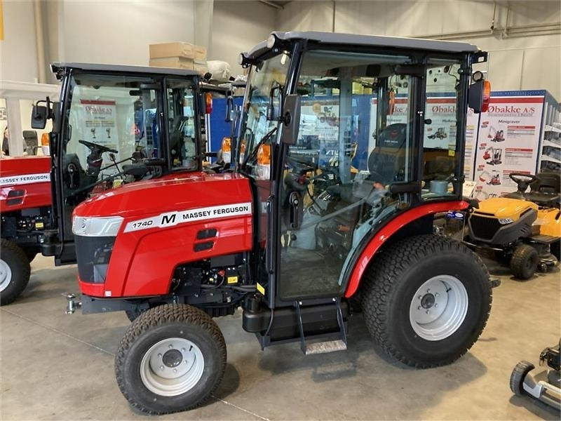 Massey Ferguson 1740 HC - Komunalinis traktorius: foto 1 Massey Ferguson 1740 HC - Komunalinis traktorius: foto 1