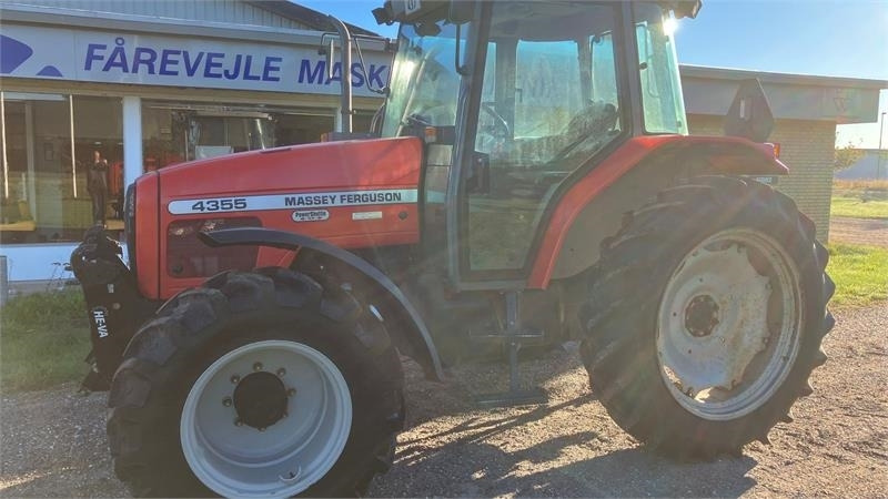 Massey Ferguson 4355 Power Shuttle 24-24 - Traktorius: foto 1 Massey Ferguson 4355 Power Shuttle 24-24 - Traktorius: foto 1