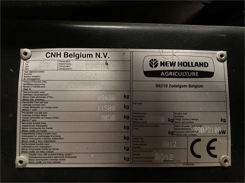 Derliaus nuėmimo kombainas New Holland CR9090 35 fod VF bord og 4wd mm.: foto 7