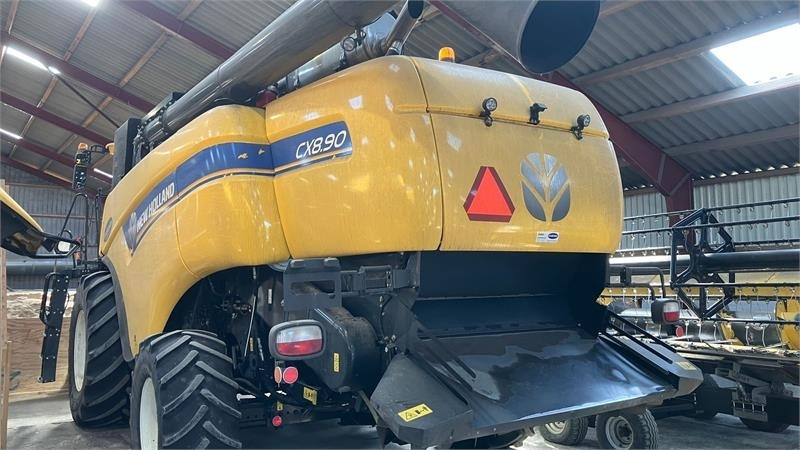 New Holland CX8.90 SLH - Derliaus nuėmimo kombainas: foto 2 New Holland CX8.90 SLH - Derliaus nuėmimo kombainas: foto 2